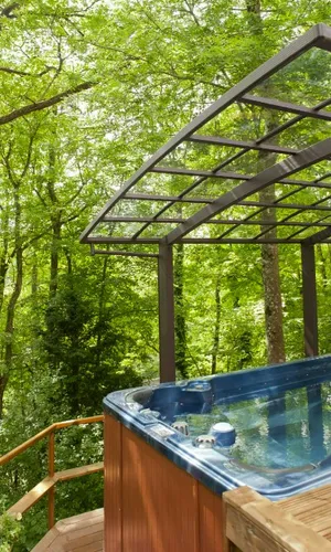 Spa de nage installation entretien spa nage dourdan pergola bioclimatique