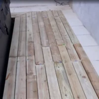 Réalisation Terrasse bois avec zones de circulation autour d’un spa proche d'Arpajon